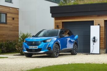 PEUGEOT charges ahead with revised pricing and finance offers for PEUGEOT e-2008 and e-208