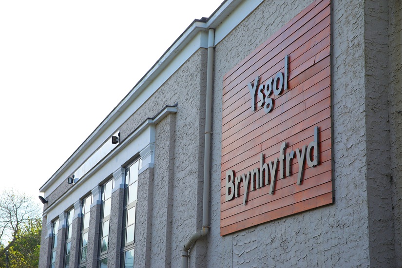 Mitsubishi Electric heat pumps installed in school